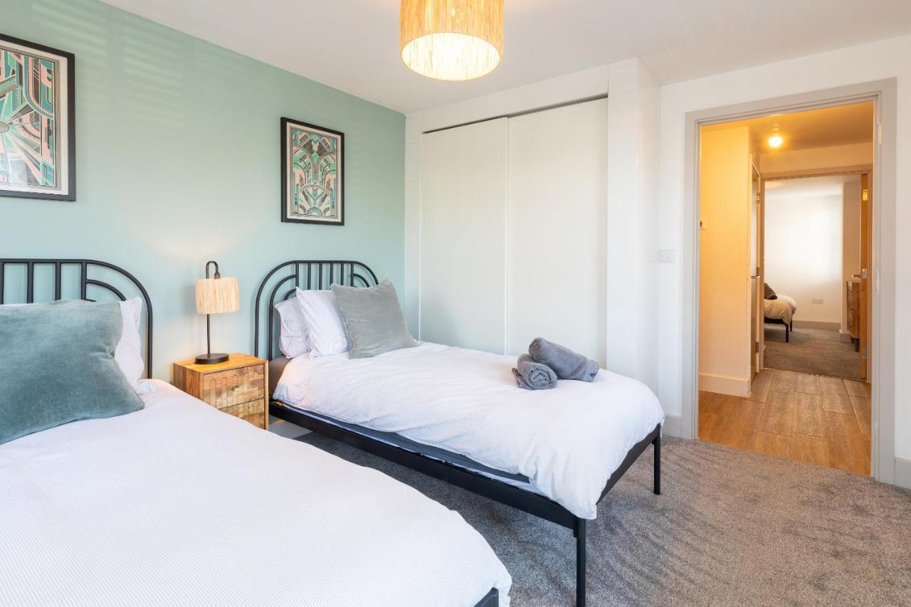 X-Large Two Bedroom & Two Bathroom Apartment With Free Evening Parking Саутгемптон Екстер'єр фото
