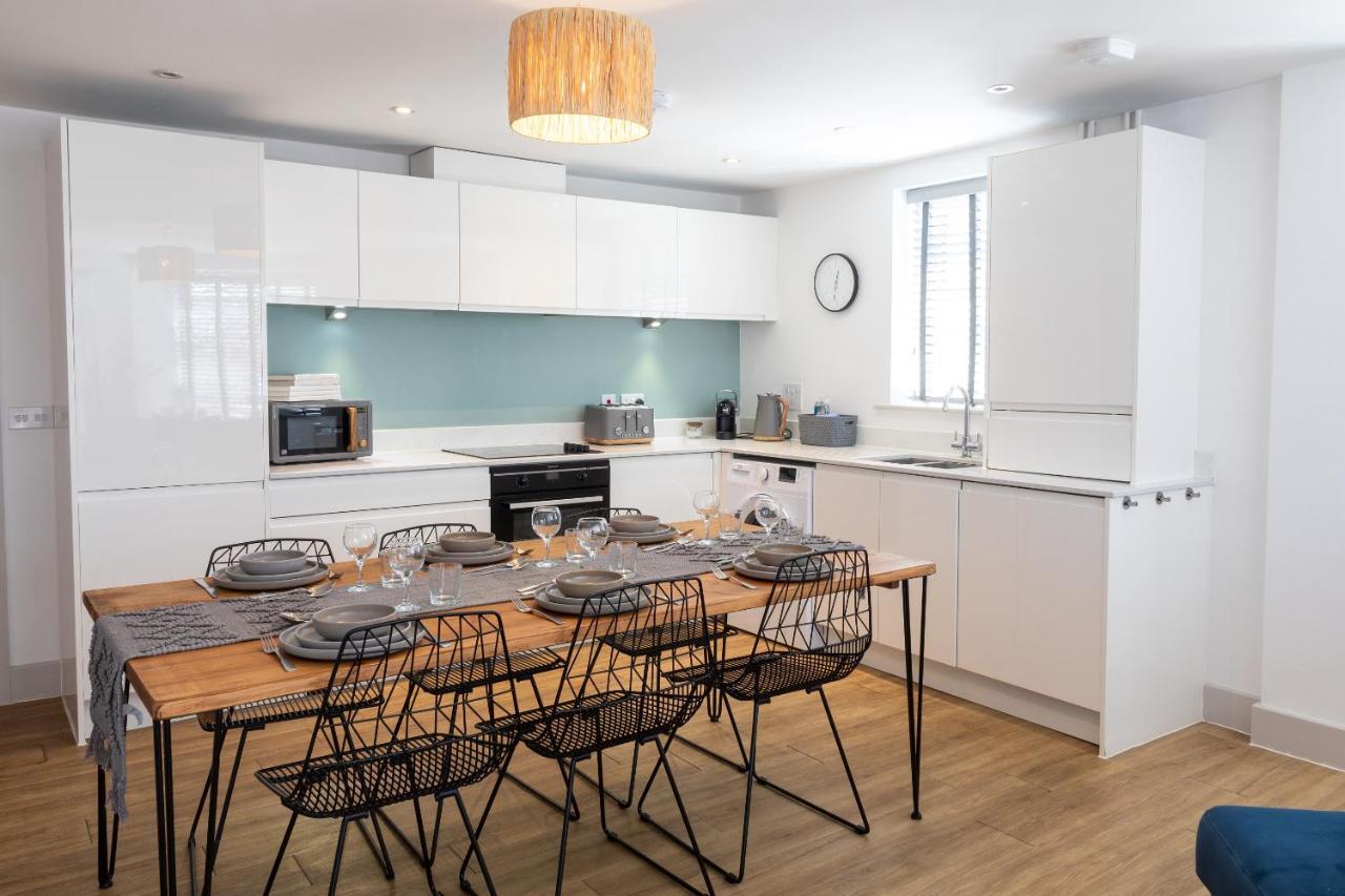 X-Large Two Bedroom & Two Bathroom Apartment With Free Evening Parking Саутгемптон Екстер'єр фото